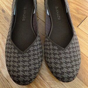 Rothy’s Flat Cocoa Hounds tooth size 10